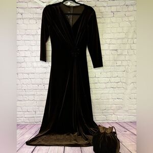 Jessica McClintock Romantic Vintage Chocolate Velvet Long Sleeve Maxi Dress 6